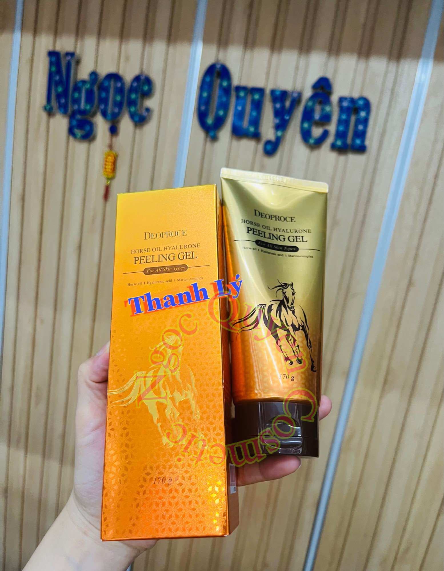 Deoproce Tẩy Tế Bào Chết Dầu Ngựa (Horse Oil)